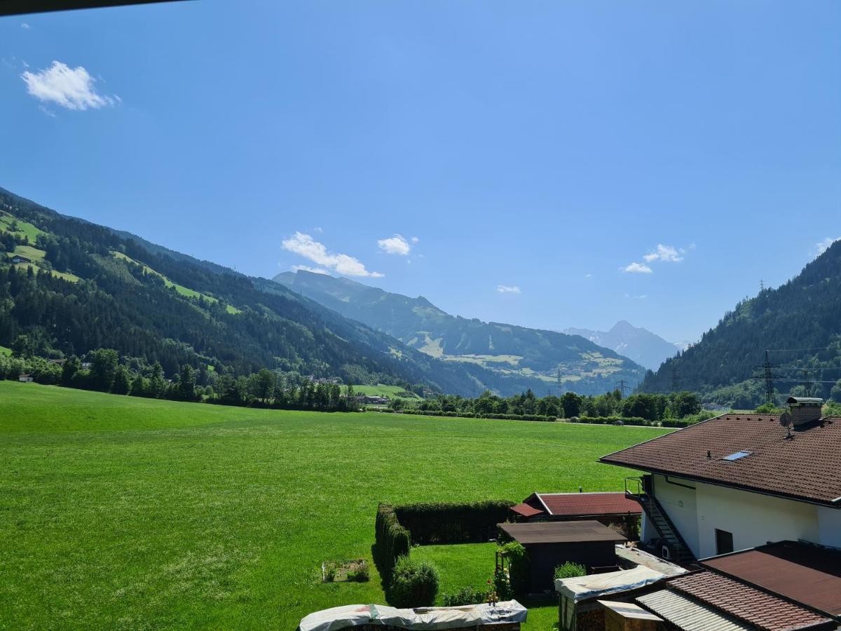 Apart Pfister Aschau Im Zillertal ภายนอก รูปภาพ