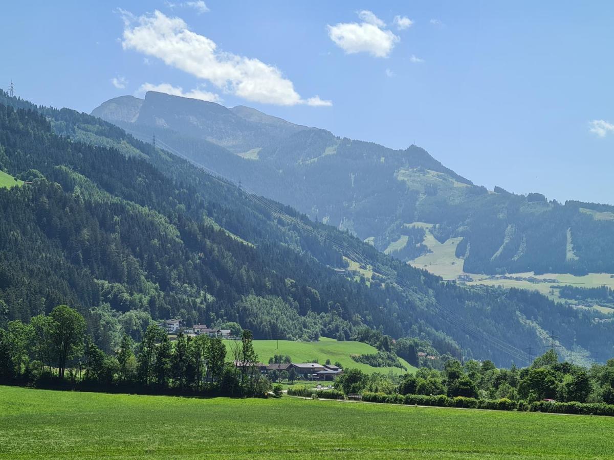 Apart Pfister Aschau Im Zillertal ภายนอก รูปภาพ